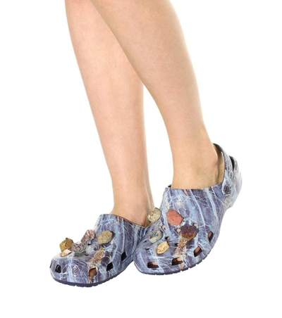 Shop Christopher Kane Embellished Printed Crocs In Eautical Eavy, Classic Marlle Priet