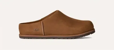 Ugg Matte Finish Smooth Rounded Toe Clogs In Brown