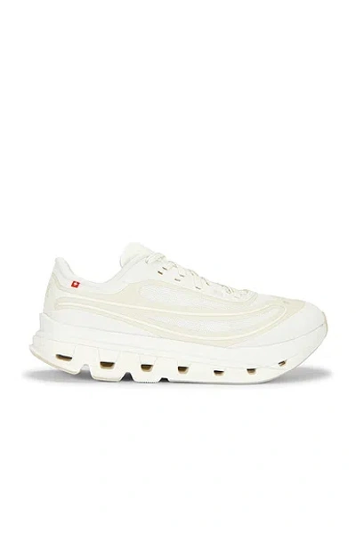 On Off-white Cloudflow 5 Ad Sneakers