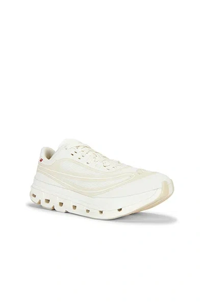 On Off-white Cloudflow 5 Ad Sneakers