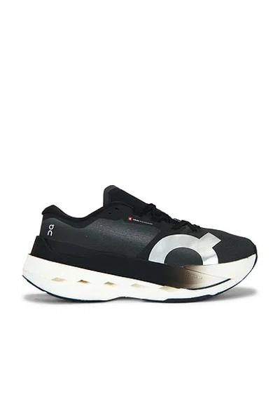On Cloudboom Volt Sneakers In Black