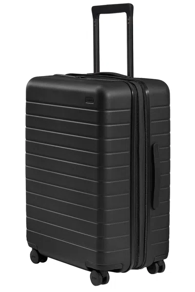 Away Medium Flex In Black