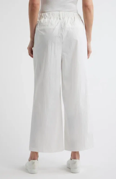 Bernardo Panel Seamed Pull-on Pant In White
