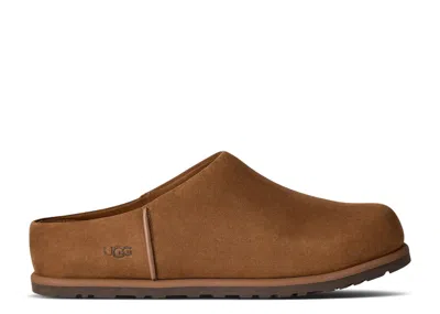 Ugg Matte Finish Smooth Rounded Toe Clogs In Brown