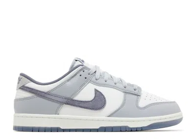 Nike Dunk Low Retro Sneaker In Gray