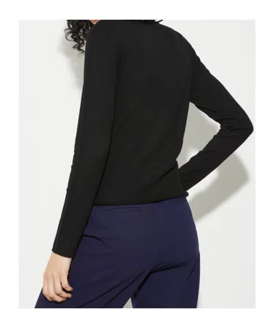 Maxco. In Black