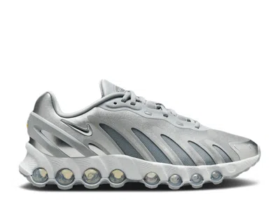 Nike Synthetic Low-top Sneakers In Silver