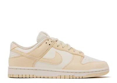 Nike Dunk Low Sneaker In White