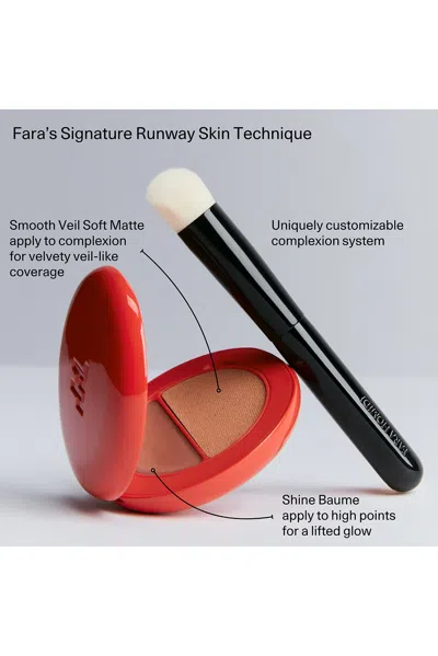 Fara Homidi Essential Face Compact