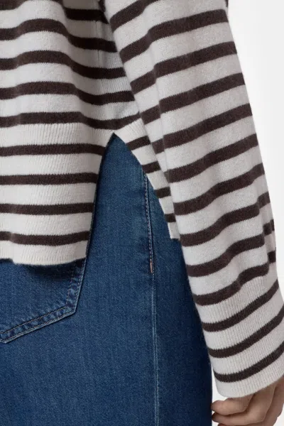 Closed Long-sleeved Striped Pullover In Neutral