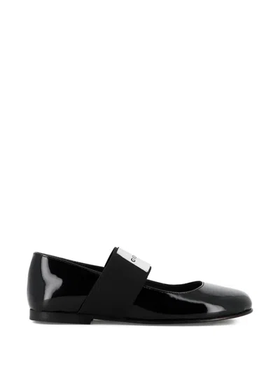 Givenchy Patent Leather Flats In Black