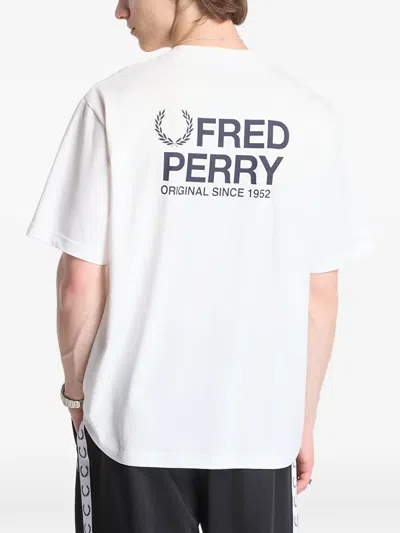 Fred Perry Logo-print T-shirt In White