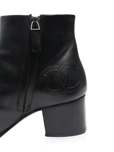 Pre-owned Chanel Cc Interlocking Ankle Boots In Black