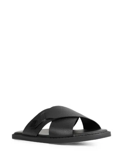Fendi Crossed X-strap Calfskin Slide Sandals In Black