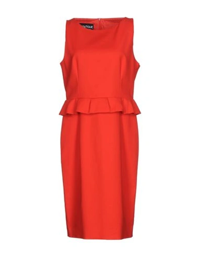 Boutique Moschino Knee-length Dress In Red