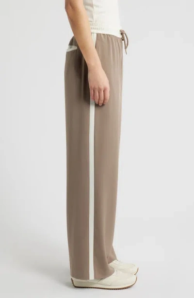 Bernardo Pull On Slim Trouser