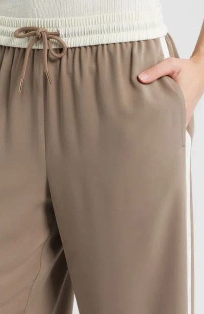 Bernardo Pull On Slim Trouser