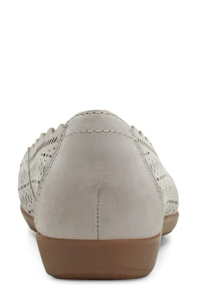Earth ® Bria Flat In Gray