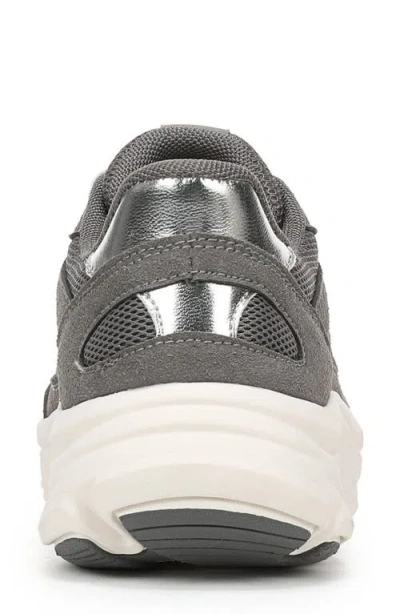 Ryka Rykä Devine Sneaker