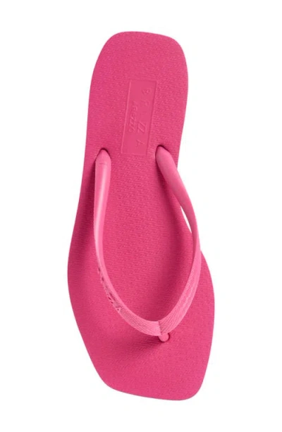 Brizza Flip Flop In Multi