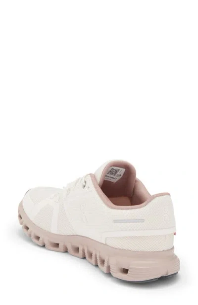 On Cloud 6 Sneaker In White