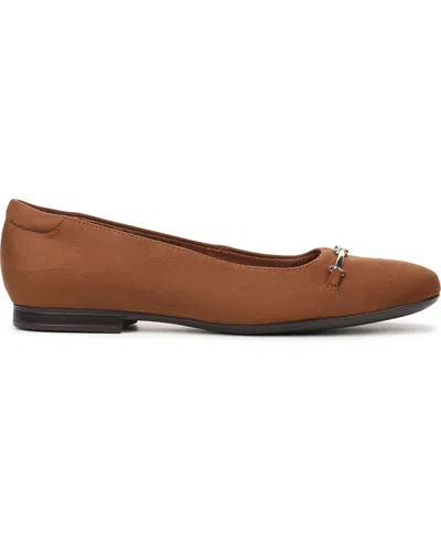 Naturalizer Kendall Flat