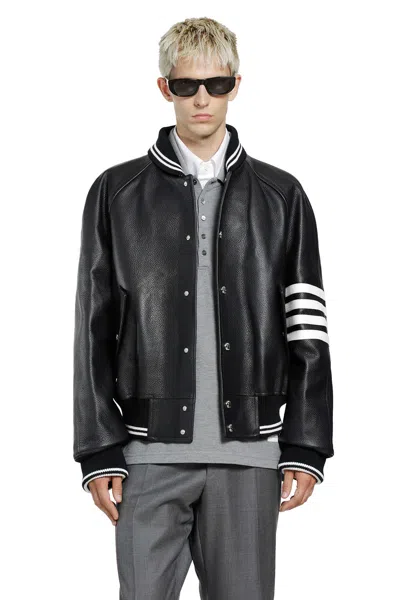 Thom Browne Coat Contrast Stripes Raglan Sleeves Pockets In Black
