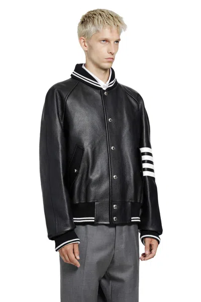 Thom Browne Coat Contrast Stripes Raglan Sleeves Pockets In Black