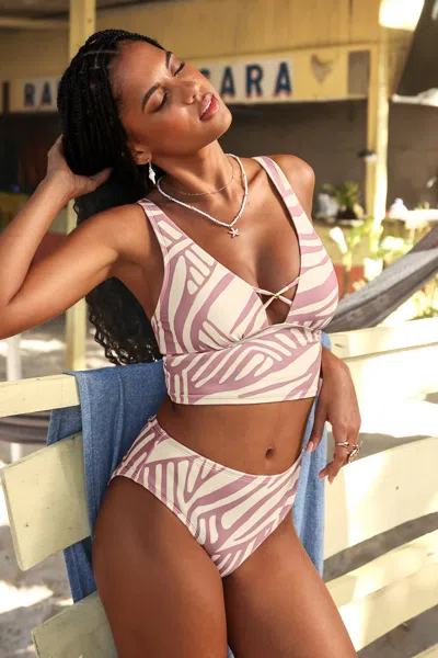 Cupshe Keep Going Abstract Tankini Set In White