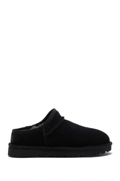 Ugg ® Classic Slipper In Black