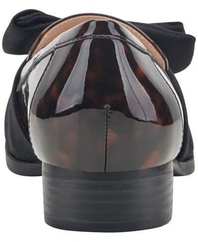Bandolino Lindio Loafer
