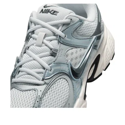 Nike V5 Rnr Sneakers In Multi