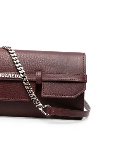Dsquared2 Logo-plaque Pebbled-leather Clutch Bag In Burgundy