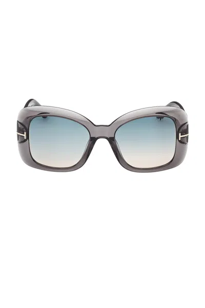 Tom Ford Sandra-02 52mm Square Sunglasses In Transparent