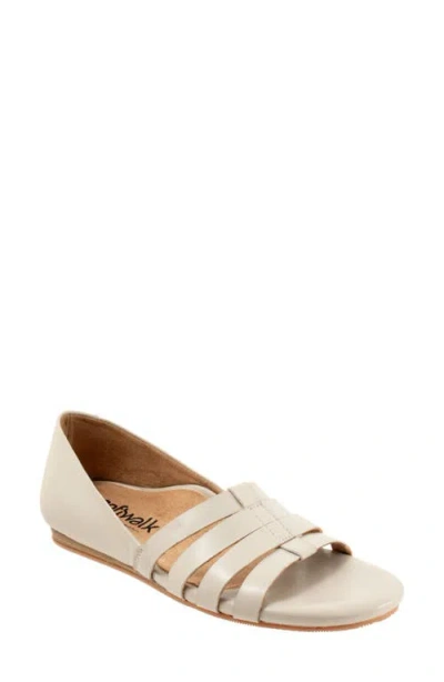 Softwalk Cozumel Sandal In White