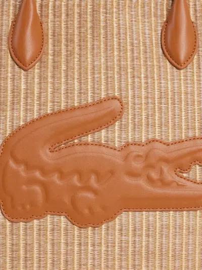 Lacoste 로고 아플리케 숄더 백 In Brown