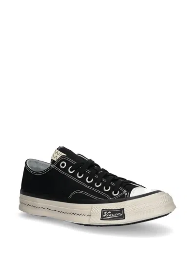 Visvim 콘트라스트 스티치 스니커즈 In Black