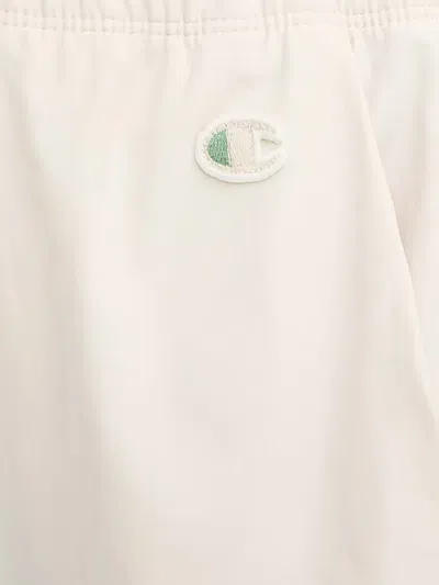 Champion 로고 패치 트랙팬츠 In Neutral