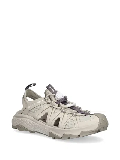 Columbia 피크프릭 러시 아웃드라이 샌들 In Gray