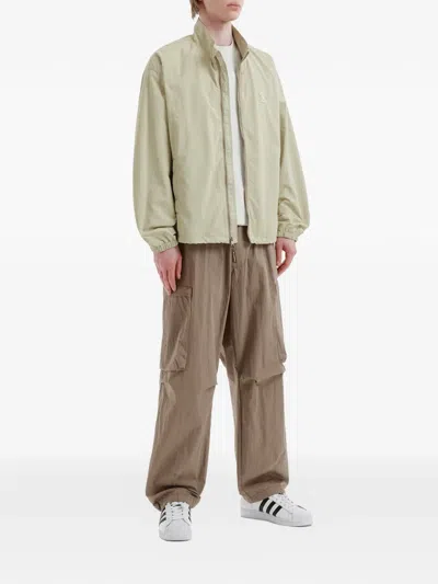 Chocoolate 로고 자수 집업 재킷 In Green