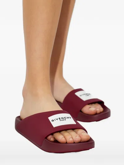 Givenchy 로고 패치 샌들 In Burgundy