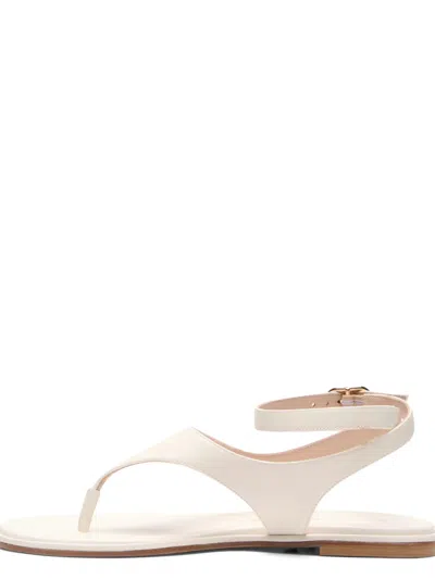 Stuart Weitzman 말리 멀티 스트랩 샌들 In Gold