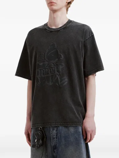 Izzue Embossed-graphic T-shirt In Black