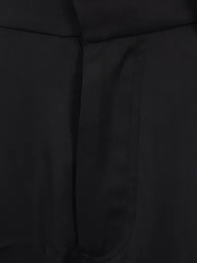 Petra 후크 클로저 팬츠 In Black