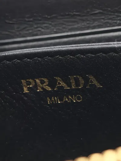 Pre-owned Prada 2000s Logo-plaque Wallet In Black