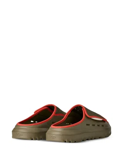 Ugg 피크모드 슬라이더 샌들 In Brown