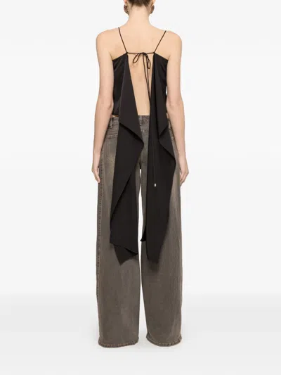 Nissa 레이스 패널 크롭 탑 In Black