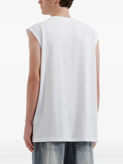 Chocoolate Sleeveless T-shirt In White