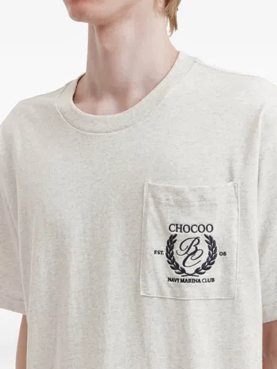 Chocoolate Patch-pocket Embroidered T-shirt In Gray