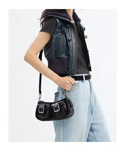 Coach Ashton Shoulder Bag In No